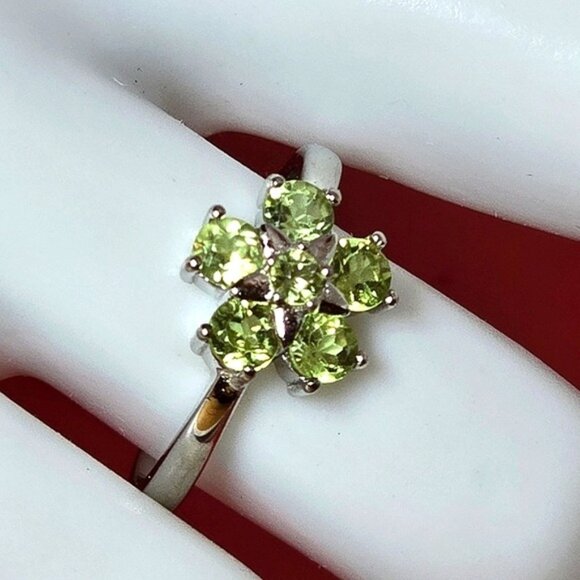 925 Sterling Silver Ring 6.75, Earrings, Pendant with Natural Peridot Gem - Picture 9 of 14